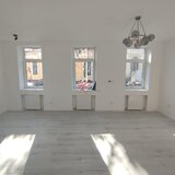 Mantuleasa, vanzare garsoniera renovata 2025, in vila